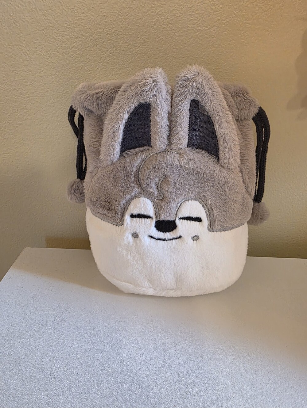 Stray Kids Official Skzoo Plush String Pouch- Wolf Chan